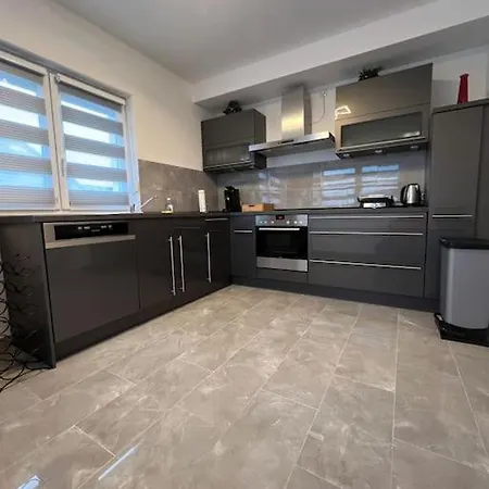 Und Stadt, Neben Mannheim, Heidelberg, Worms * Lampertheim